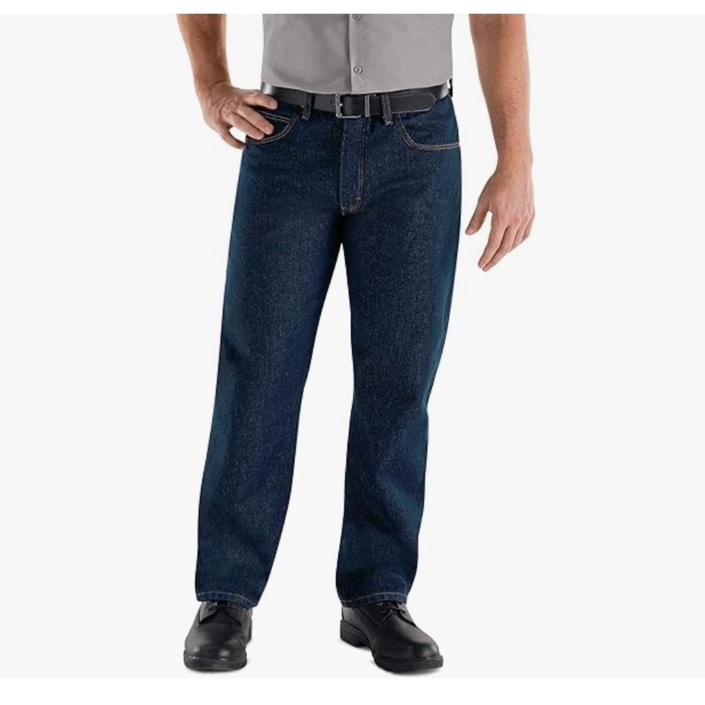 New- 32x34 Men’s RED KAP
CLASSIC DENIM WORK
STRAIGHT LEG
JEANS